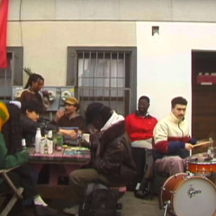 the homies mixing r&b and chilling with a pineapple