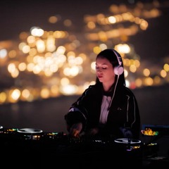 ESTHER BRONCHAL - PIONEER DJ STREAMING