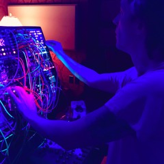 Glenn Morrison - Alpine Bunker Sessions - Making Ambient Music - 30mins Live