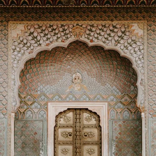 يا لطيف الصنع يا من كلما داهم الأمر جلى ما داهم