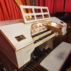 Music To Drive By played on the Royalty Wurlitzer by Ian Midgley