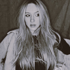 C U R T A I N S   C L O S E D