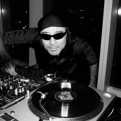 Running Circles - JCN feat. Dj Carlfrei (EDM DEEP 1)