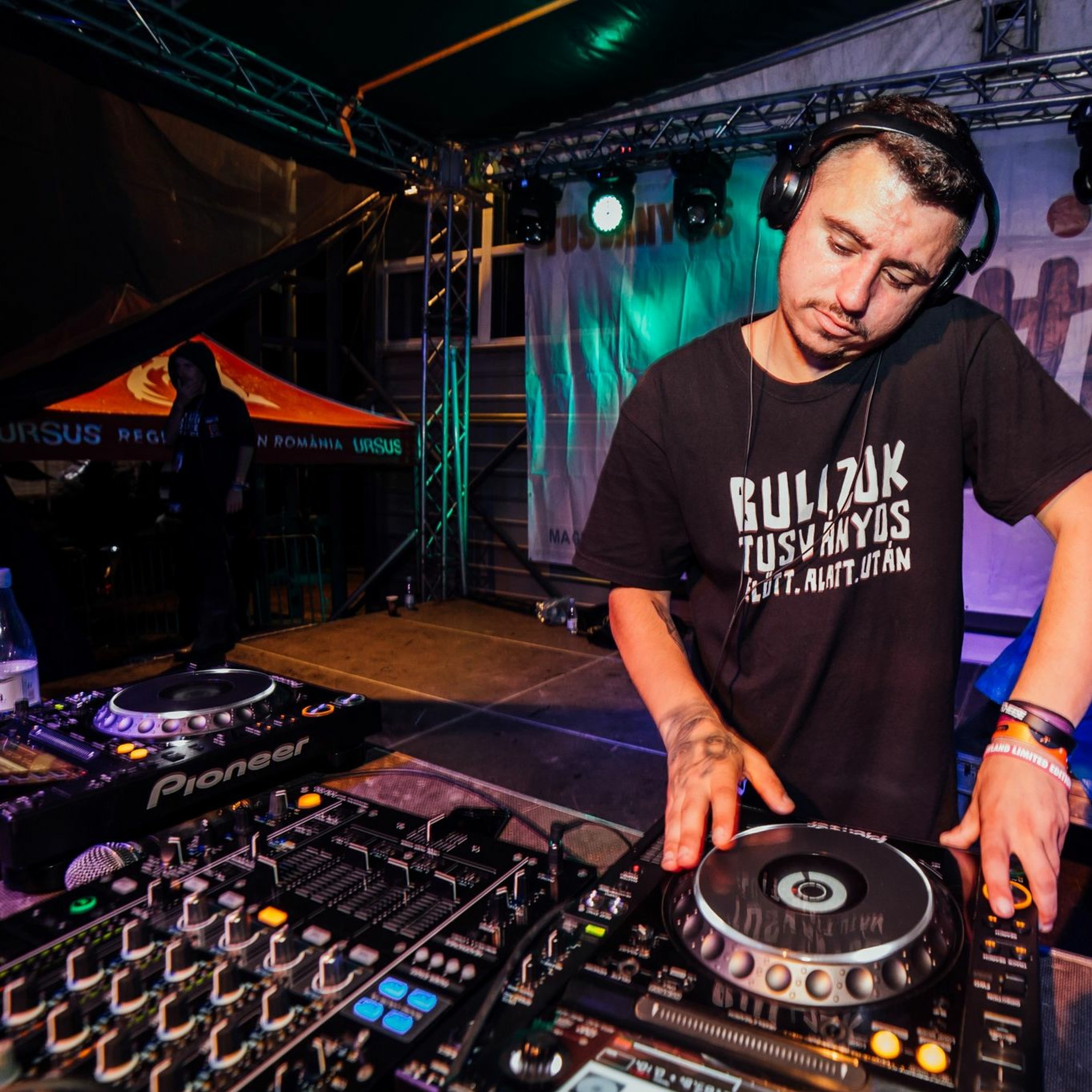 Deejay Lil`Boy Mix