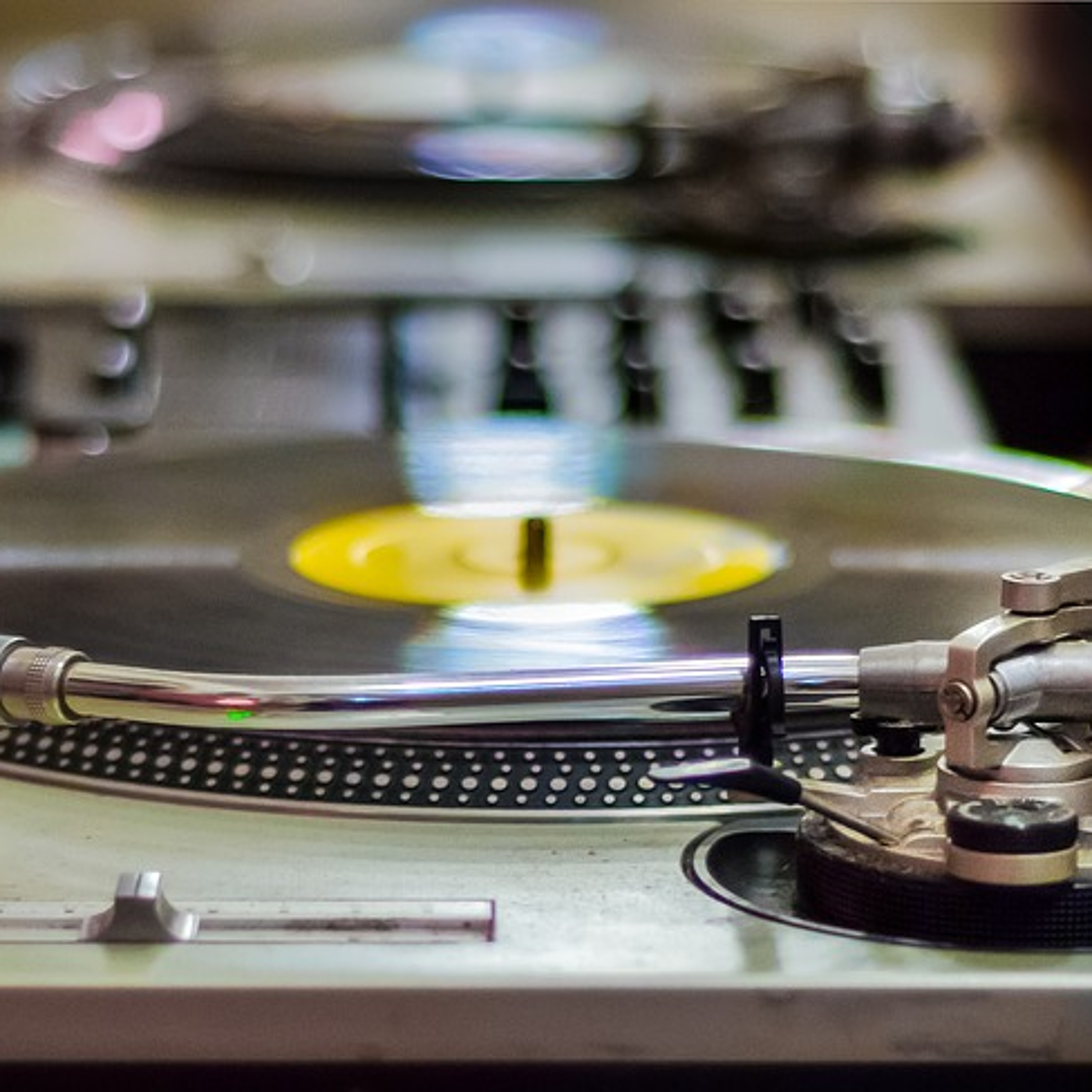 DJ Frankie Dee