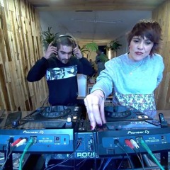 Smooth Sounds radioshow #071 invites Diggola [DLC KULTUR]