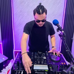 ANTARA NYAMAN DAN CINTA 2024 ( Irwan Mix X DJ VICKYONOB BEATLOOP ) REQ SUKRON WIJAYA