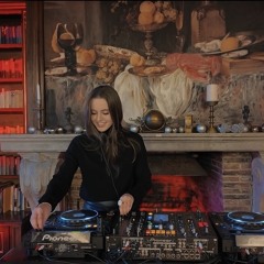 Cozy House Mix in a Baroque Library in Vienna | December 2025