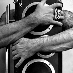 Nasty Pig And Inaya Day-Holding On To Hope (Extended Radio)