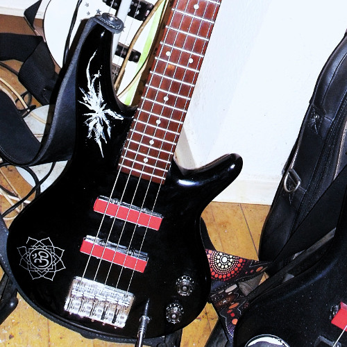 5 String Mikro A Standard Tuning