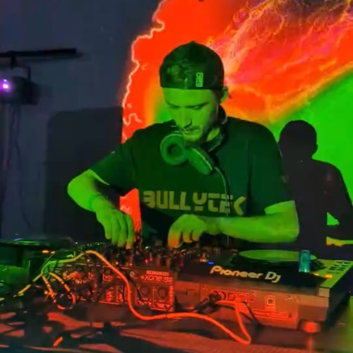 Set/Mix  B.  L.  T.  K