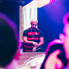 MTG - ELA VEM FAZENDO MACETE - DJ VT DO ST2 ( MC YURI REDICOPA & GW )