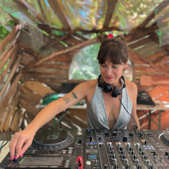 Miss Kitchen @ CM :) 08.25