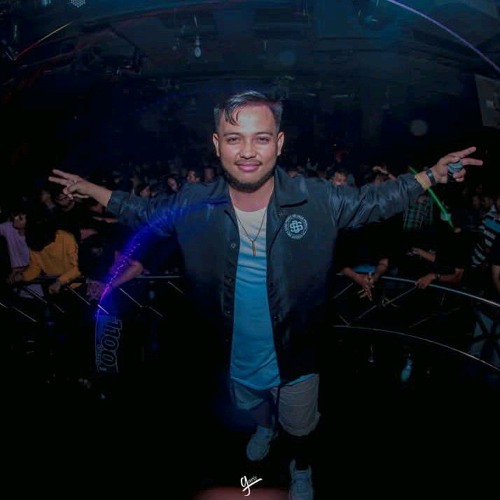 CHRIS M2000 - Up To No Good ( Adit Taroreh REMIX )