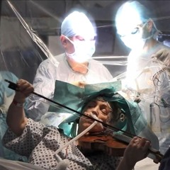 SIGO AKI (Ft. @HXLYFRVN)