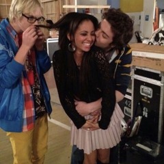 Jungle ft. slitmywristtilltheybleed (pglocks)