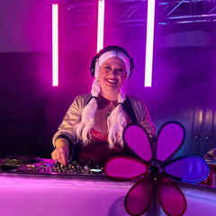 2025 EV Bubbles and Babes Hez Solo Set