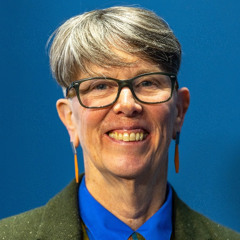 Ep. #286: Curiosity, Book Bans & Bad-Ass Librarians, with Diane Kresh