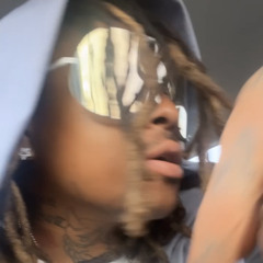 dellyy~ #fastLife (sauceplugg)