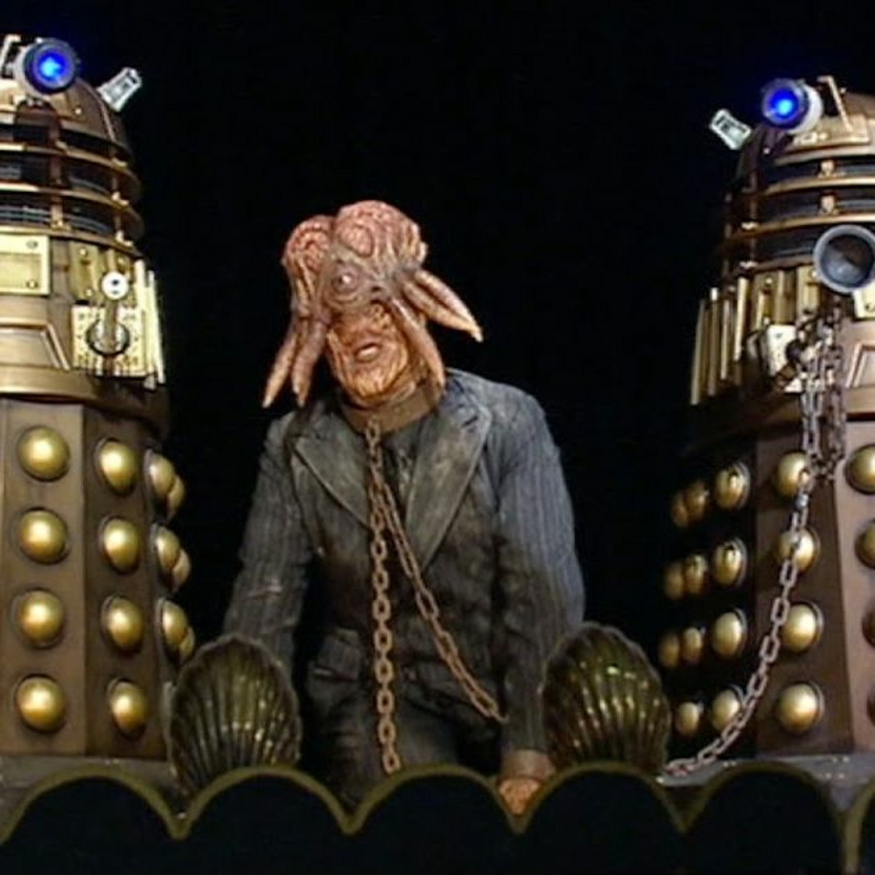 2 Guys A Girl And A Podcast Episode 252 - Doctor Who - Daleks In Manhattan - Evolution Of The Daleks episode artwork