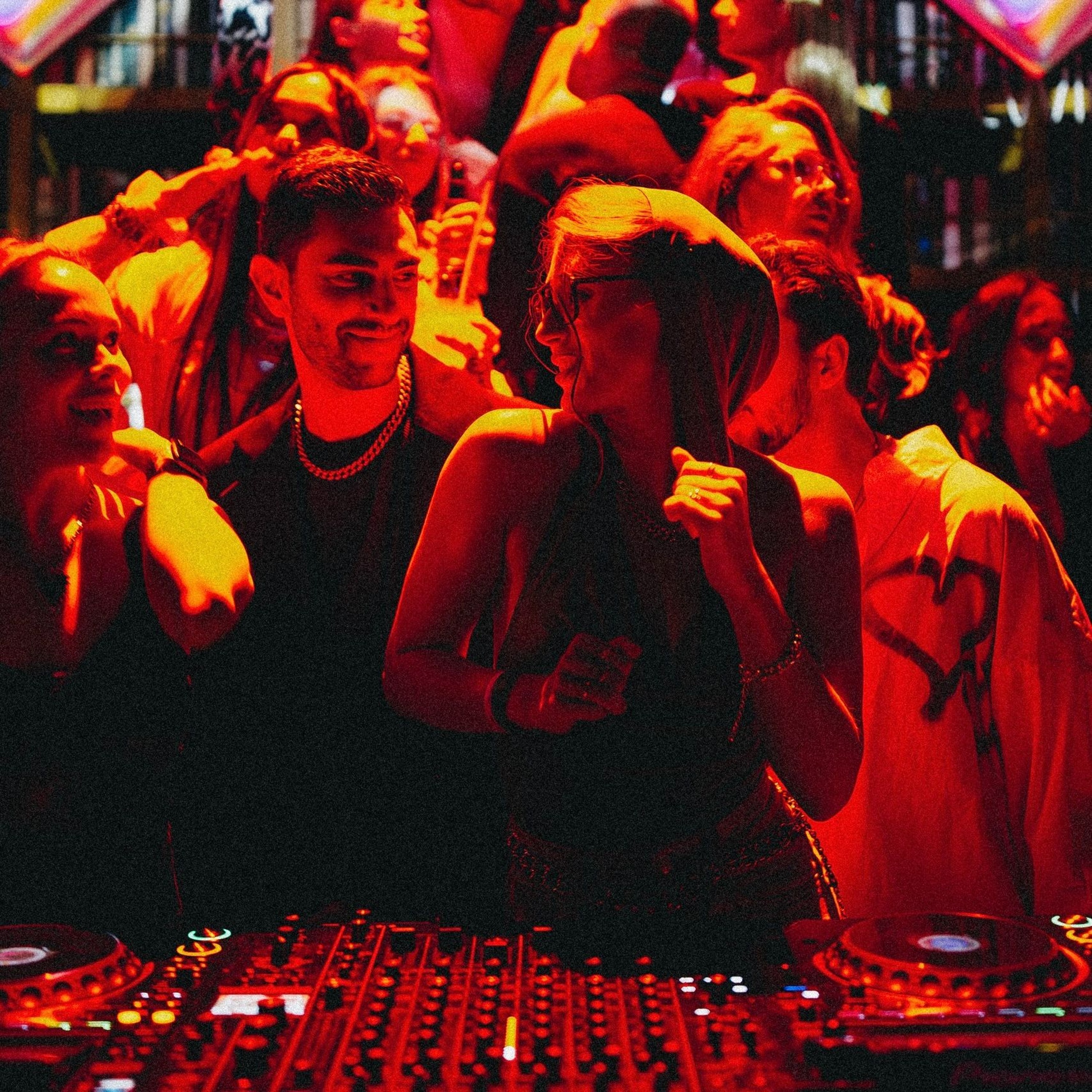 Irene Zhadan ‒ Live@Dating Room | Community Moscow | 04.10.2025