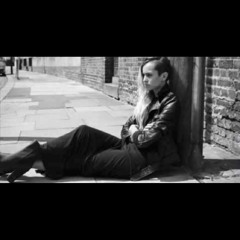 Floorfucker vs Bumblebeez 81 -Villa Attack- The Hit It & Drill Mix