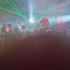 Hero on the Dance floor_DJ Stef 1234_aka Steficii