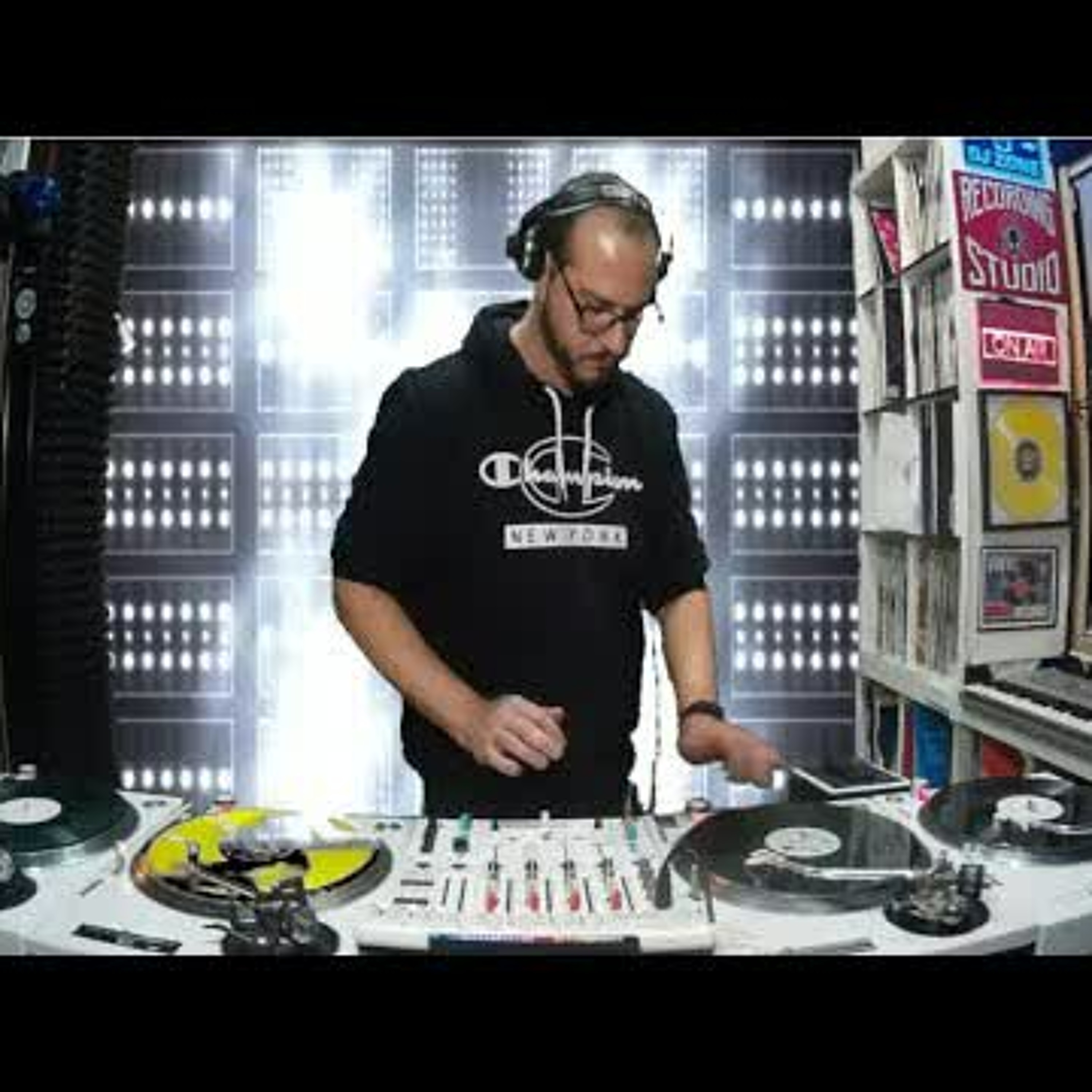 SESSIONS & LIVE SETS