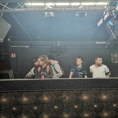 Jump Up (freebies & dubz)