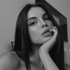 اشتقت لك ياناعم الصوت