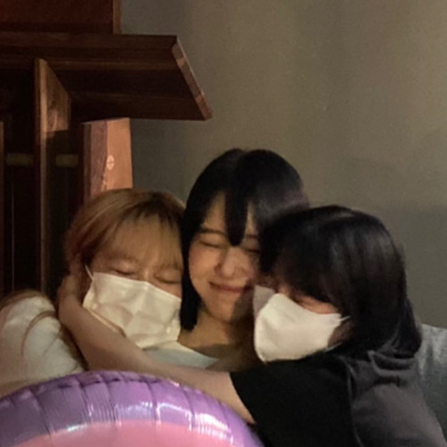 윤아야 우리 스물두살이야