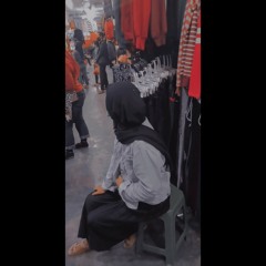 SEHARUSNYA AKU BUKAN DIRINYA REMIX