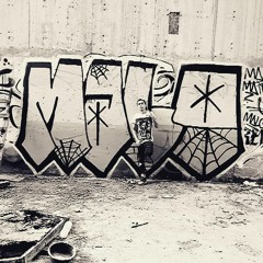 😈🎶💉🎛️🎚️🎹🤪🍄🤯🍺👽💀🤖💥