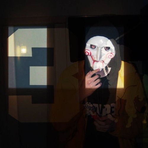 Привет от трёх лиц