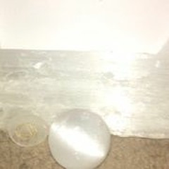 selenite: spiritual, physical, protective benefits