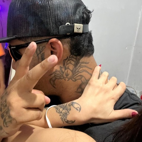 FICA DE 4 X VOU TE SOCANDO DJ CARLOS MSC