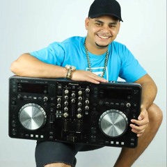 MC GUIZINHO - MACHUQUEI A XOTA DA PATY TAMBORZADA (XANDINHODEEJAY)