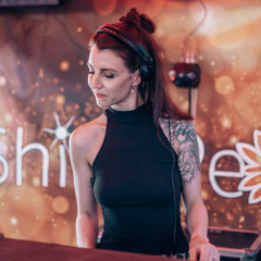ShinyPeople Day Dance @ Bananenreiferei 03.05.25