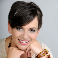 Édesburgonya leves és epres mascarpone-s torta recept Kohári Évától - Kanapé Argyelán Krisztával 2025. 05. 25.