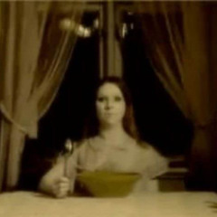 Glints & Daan - (Not A) Housewife [ROESTIG (Not A) House BOOTLEG]