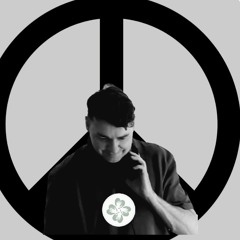 Feelgood Beach Club (Make love not War Live)