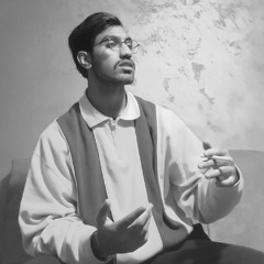 شاعِر لكُل شَخص قَتيل