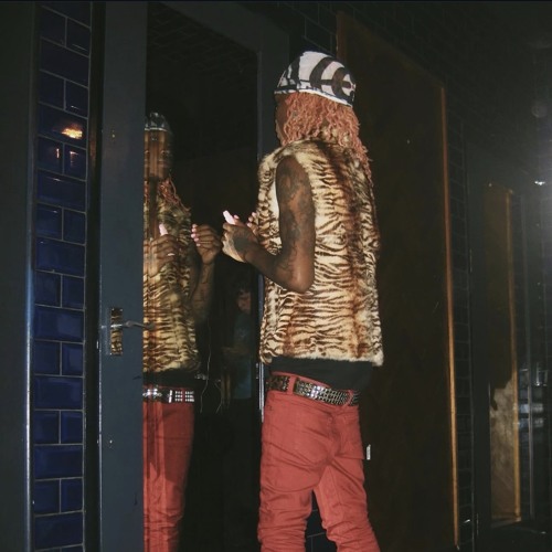 Nine Vicious-Swag Biting