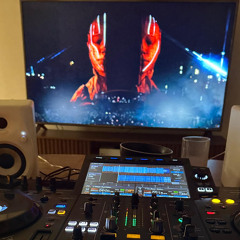 Melodic techno & progressive mix by blackout
