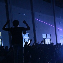 DI VE PHIA CHAN TROI ( LUVIN-2016)