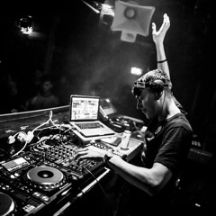 Uakoz's Podcasts, Lives, Mixes