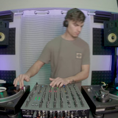 Nico Löwe | FM Studio | Vinyl DJ Session #2