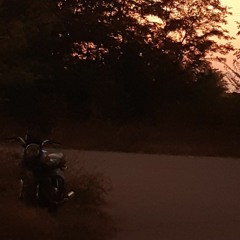 Esco_Na_zakate_ya_uvizhu_tebya_v_chernom_plate.mp3