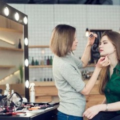 How To Select The Best Ladies Beauty Salon Near Me