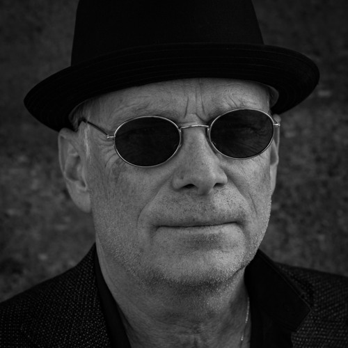 Stream Desperado by SpiffRokr@UMeDo:Music | Listen online for free on ...